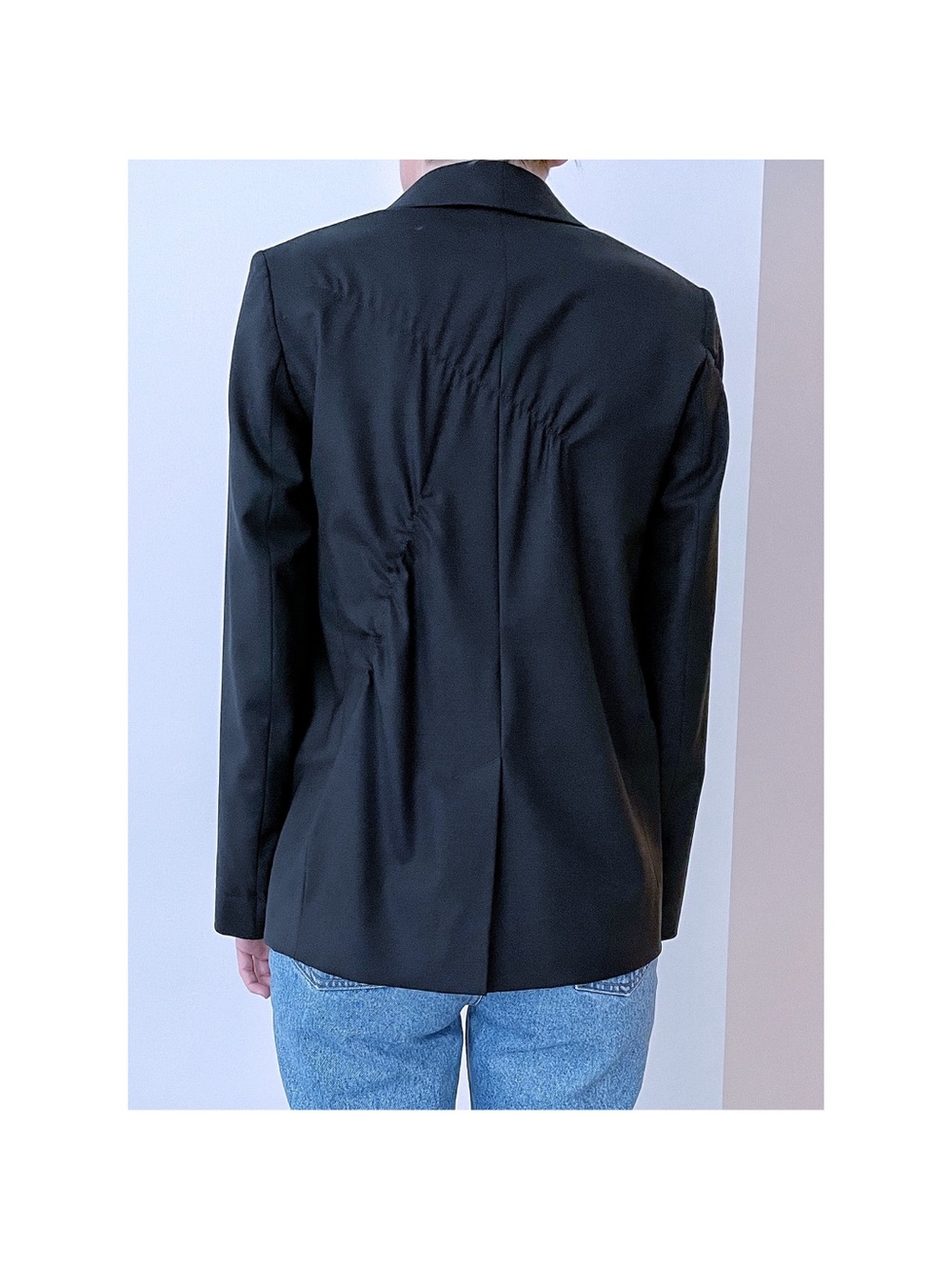 COS wool black blazer with gathered details - Picture 14 of 15